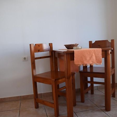 Παραπόρτι Aparthotel Φολέγανδρος Εξωτερικό φωτογραφία