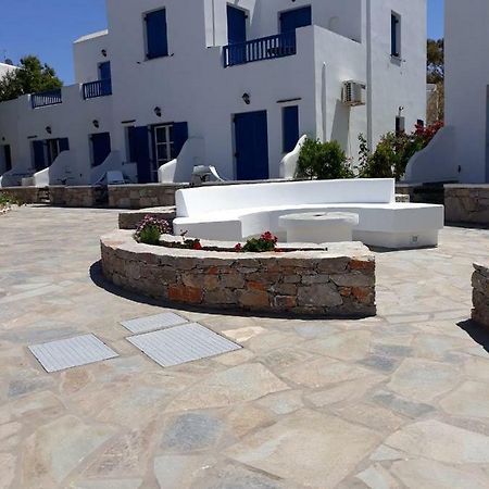 Παραπόρτι Aparthotel Φολέγανδρος Εξωτερικό φωτογραφία