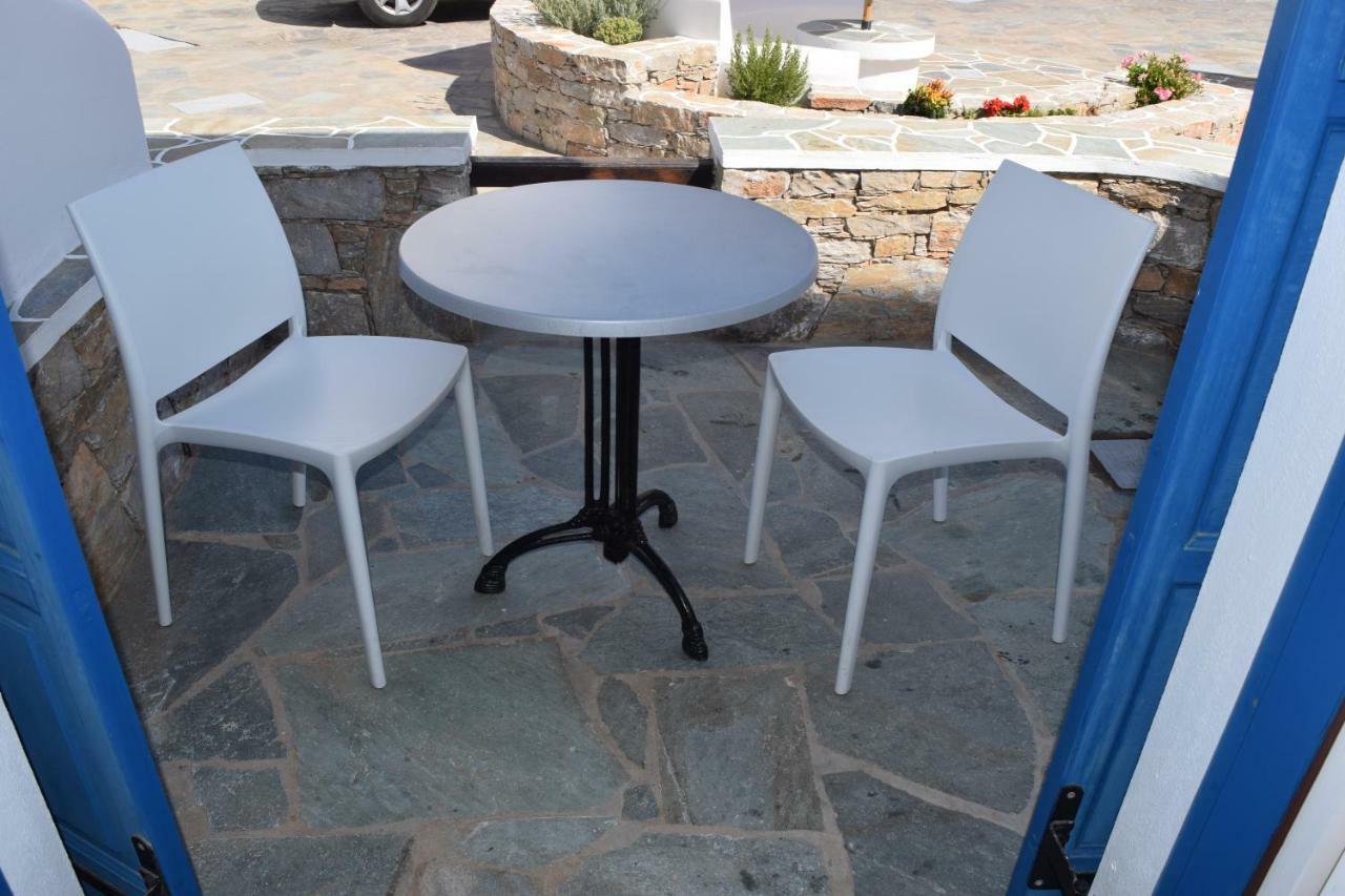 Παραπόρτι Aparthotel Φολέγανδρος Εξωτερικό φωτογραφία