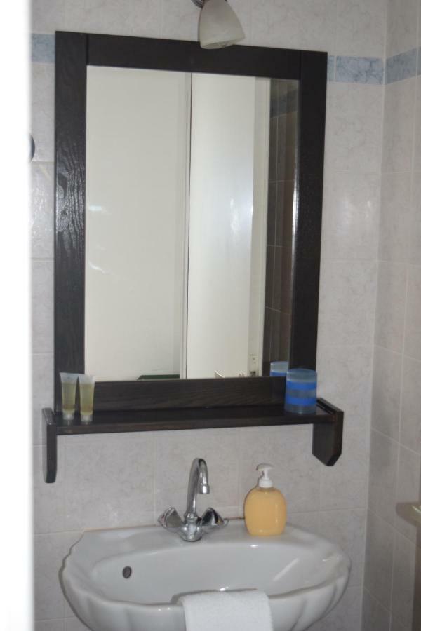 Παραπόρτι Aparthotel Φολέγανδρος Εξωτερικό φωτογραφία